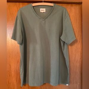 Pact Men’s Sage Green V-Neck Short-Sleeve Tee Size Small